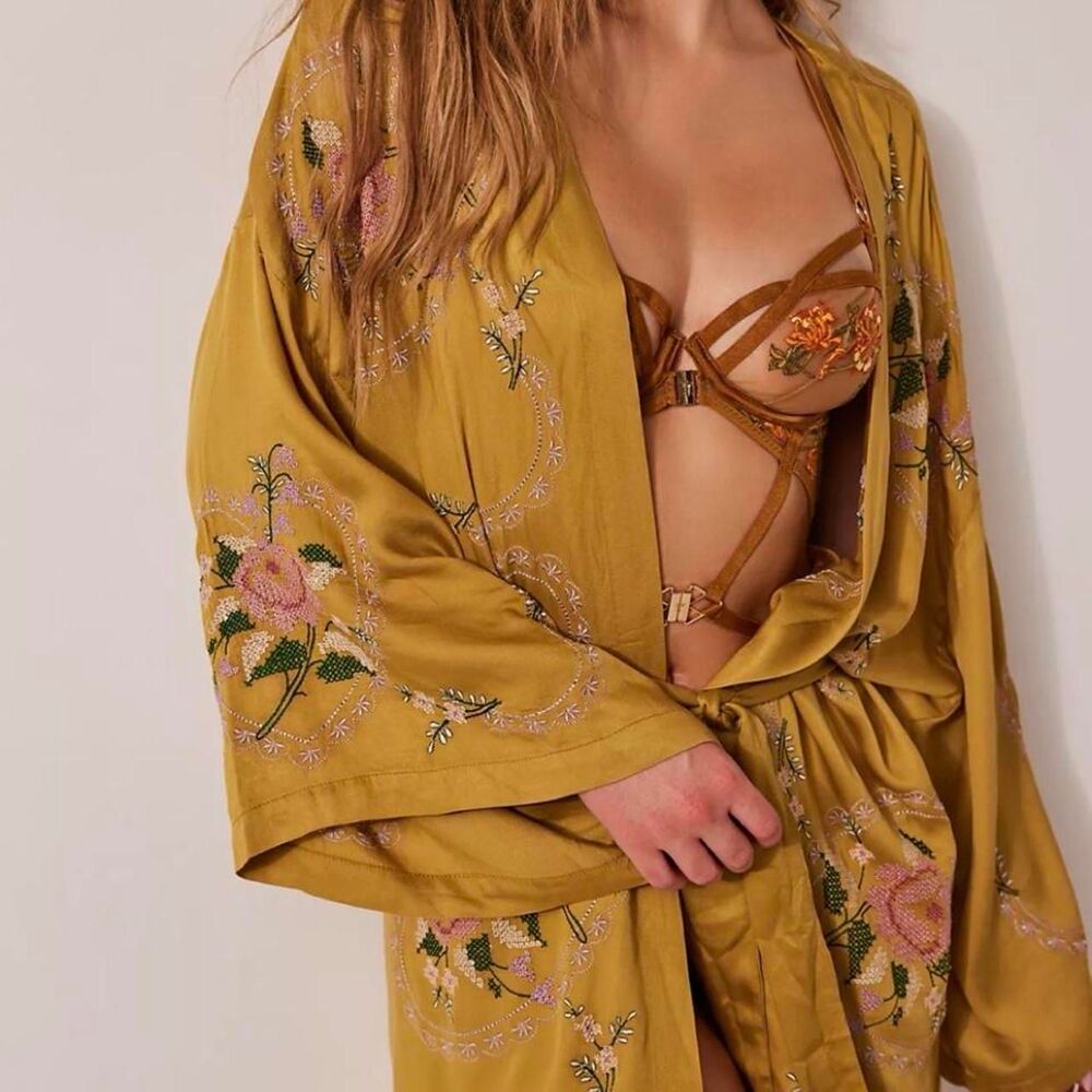 Free-people Women's Yellow and Gold Robe